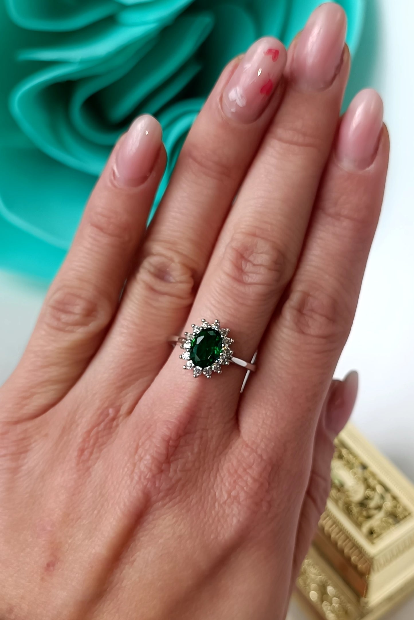 Anello Kate smeraldo in argento 925 e zirconi