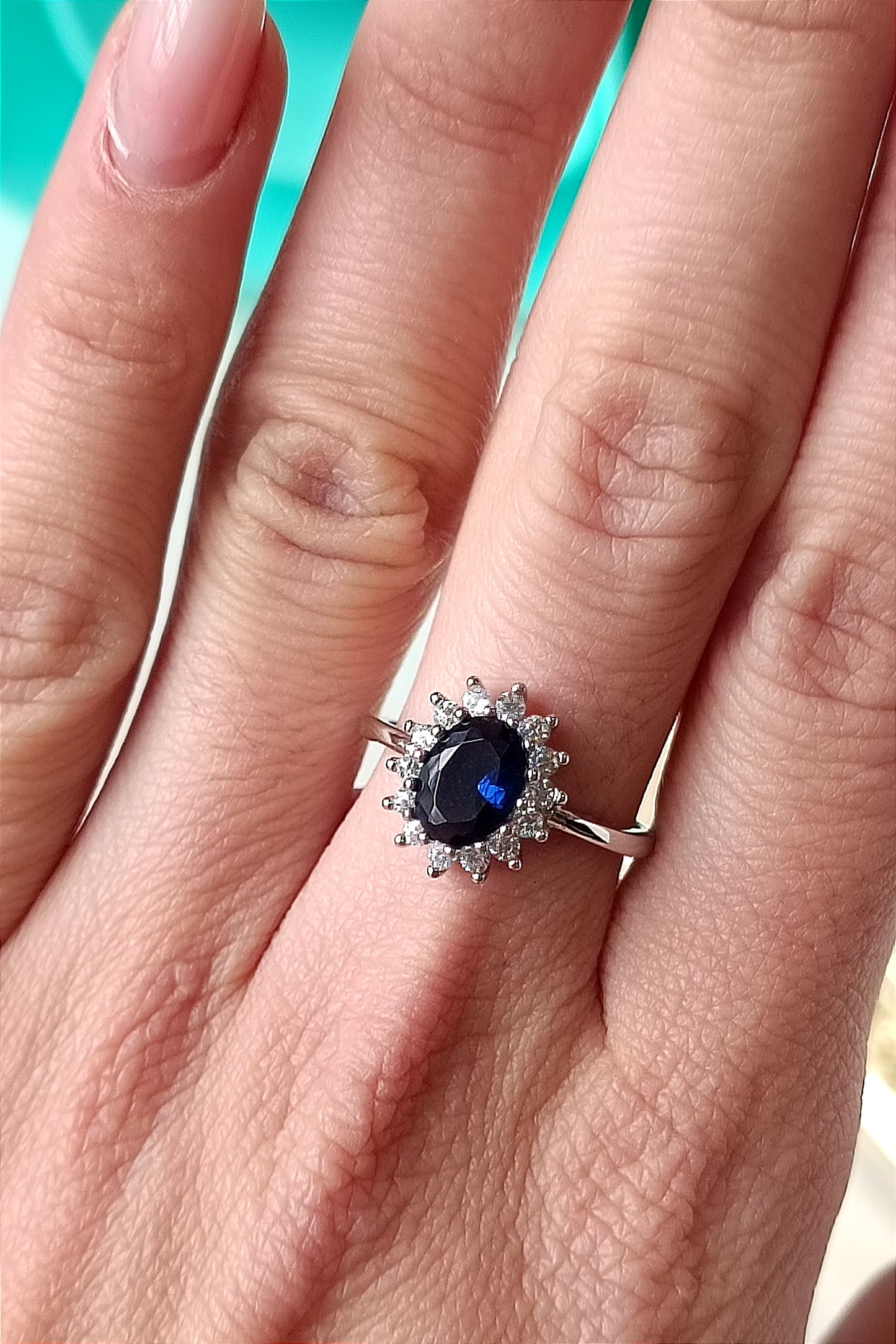 Anello Kate zaffiro blu in argento 925 e zirconi