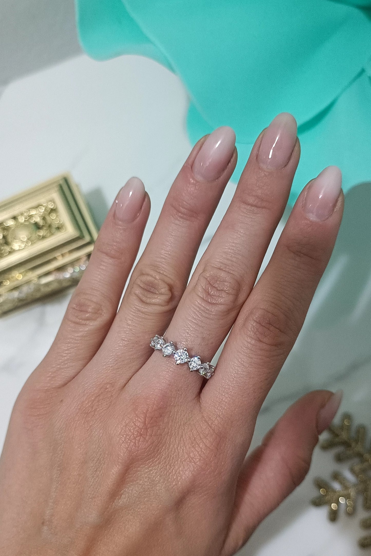 Anello veretta in argento 925 regolabile con zircone taglio rombo