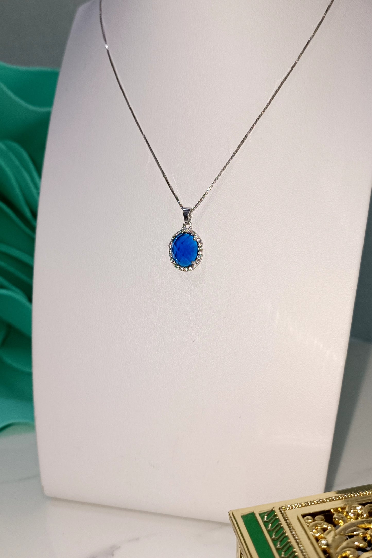Collana Sissi blu in argento 925 e zirconi
