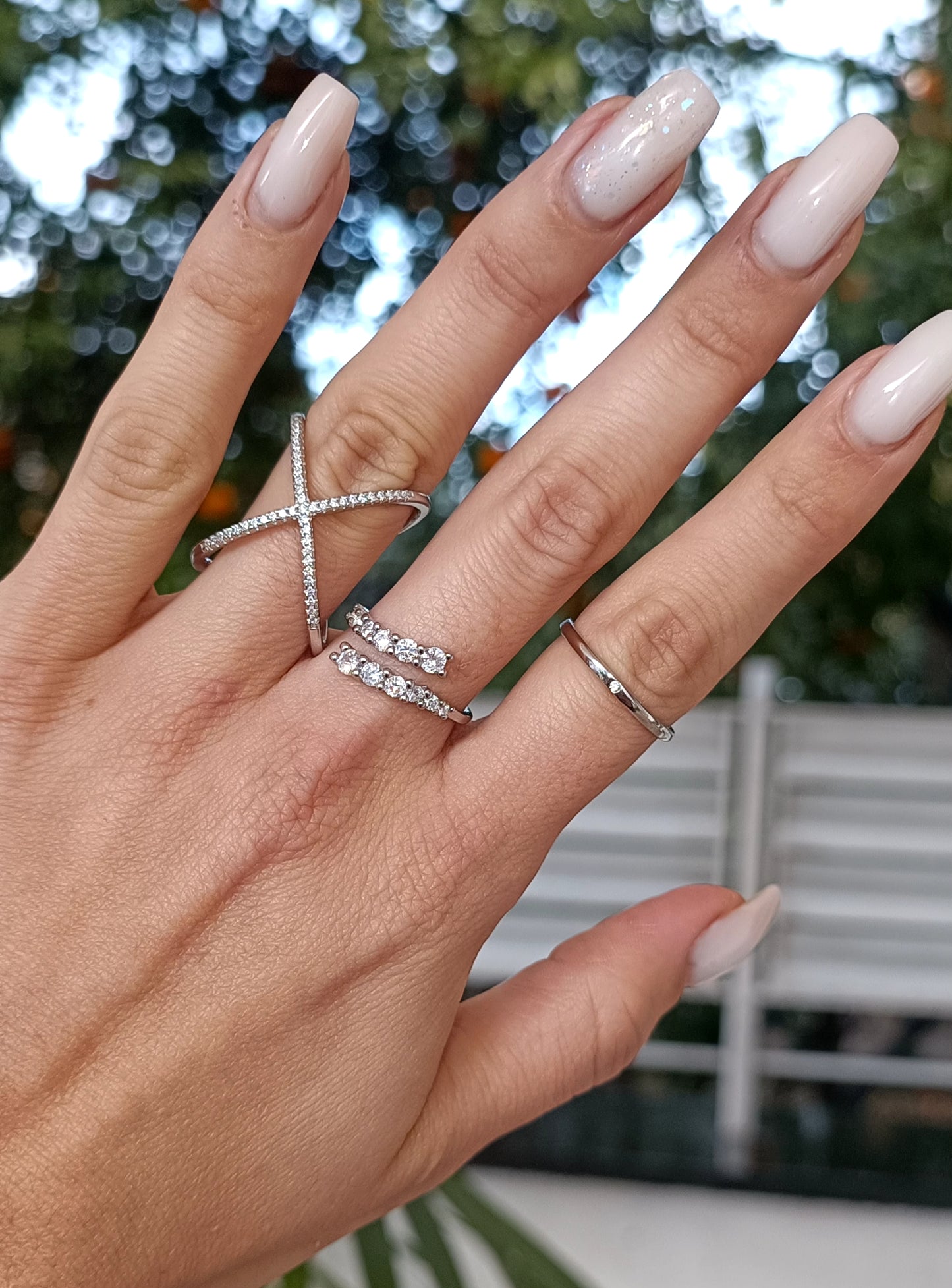 Anello Abbraccio in argento 925 con zirconi Regolabile